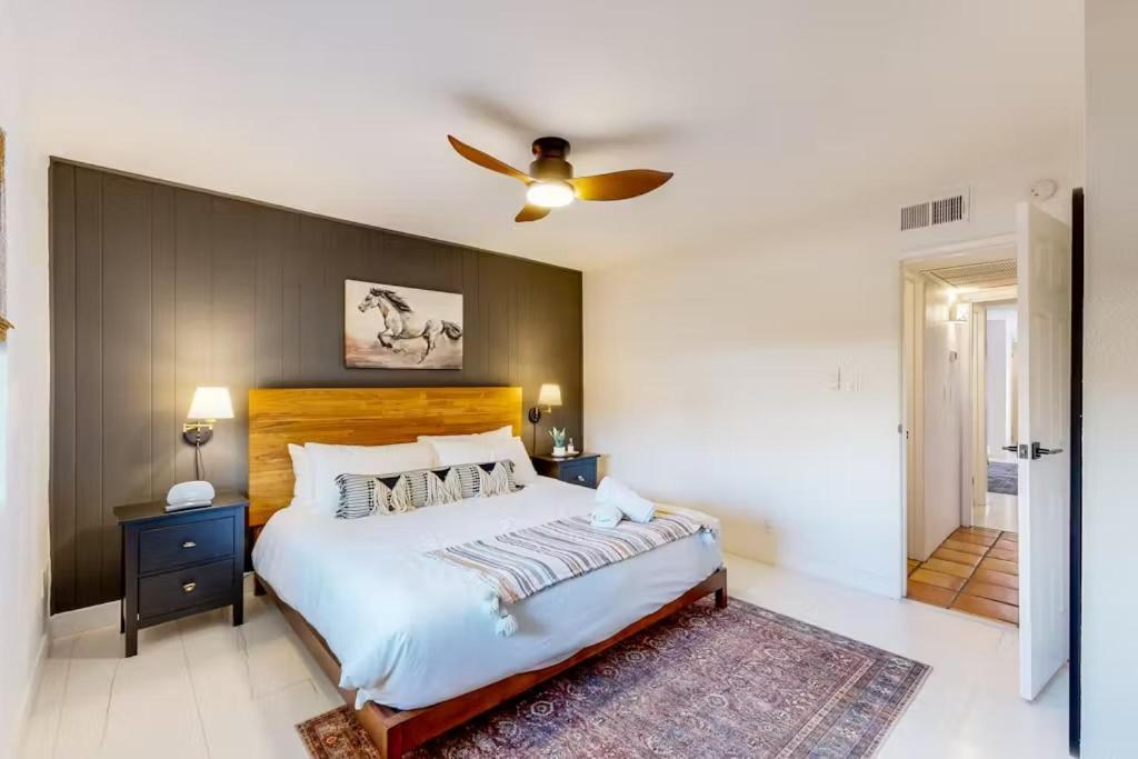 Holiday home Renovated With Pool, Spa, & Gym Access